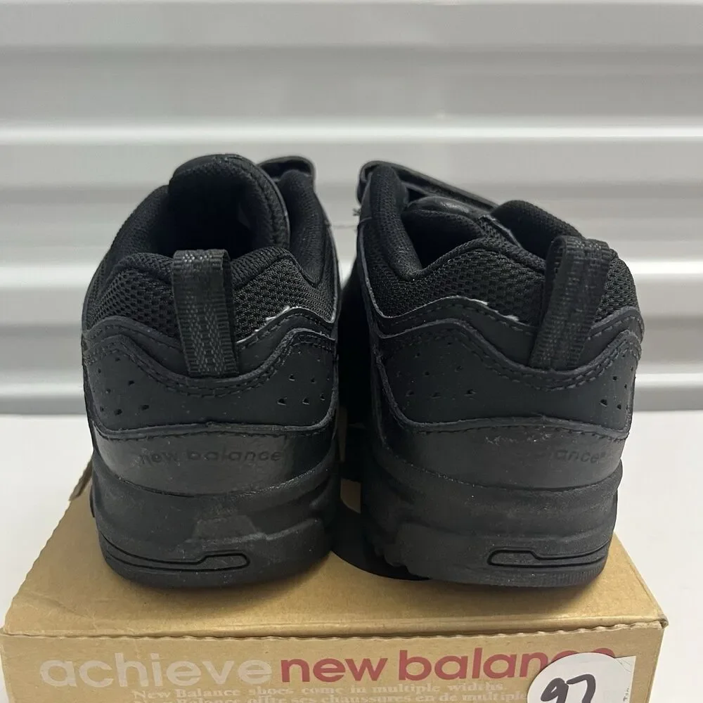 New Balance 622 SZ 11 X W Toddler Black Leather Hook & Loop Sneakers Shoes